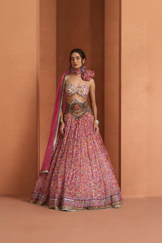Kamarbandh Lehenga Set