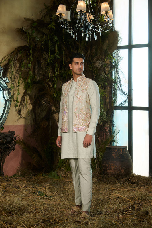Jade Mens bundi