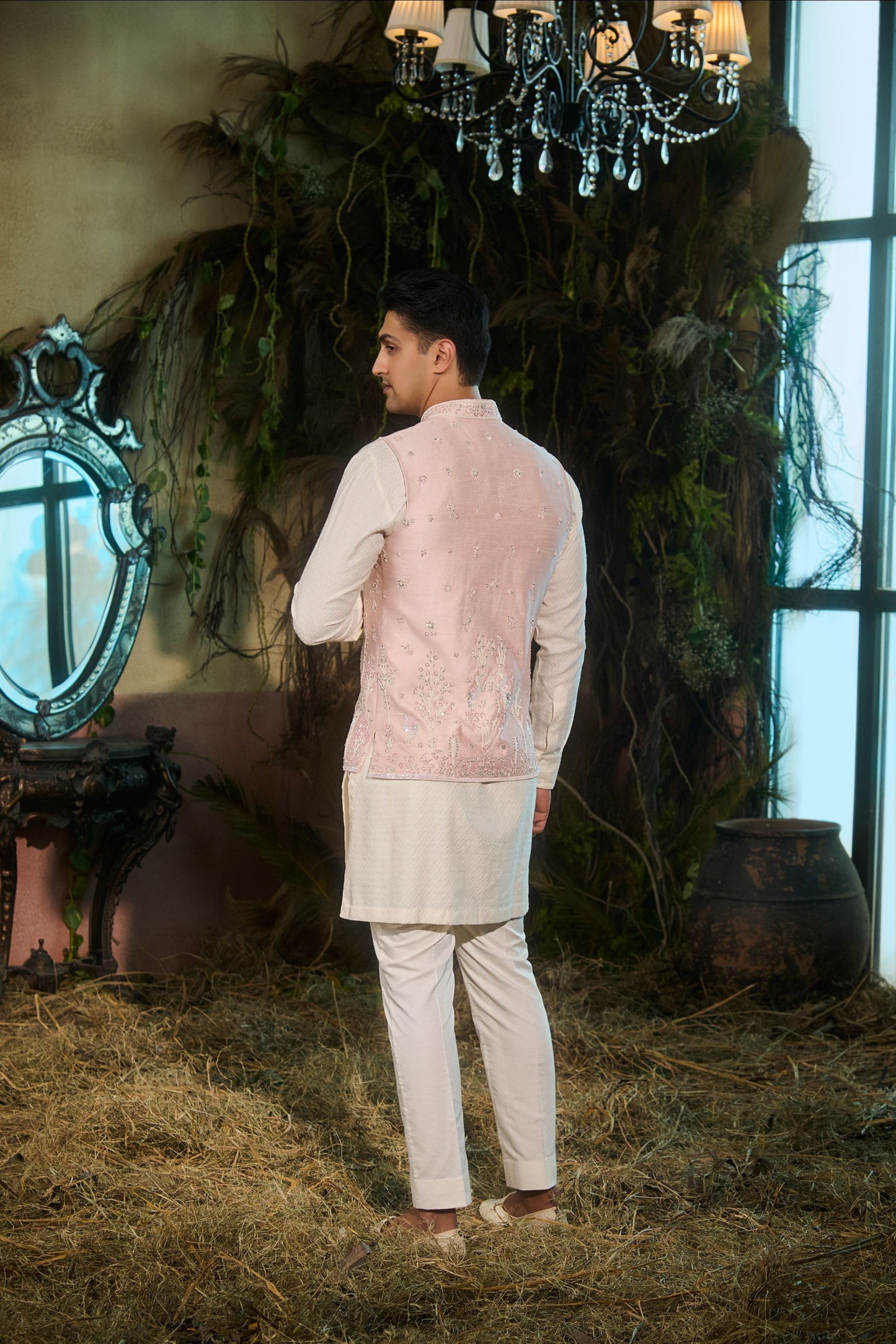 Pink Mens bundi