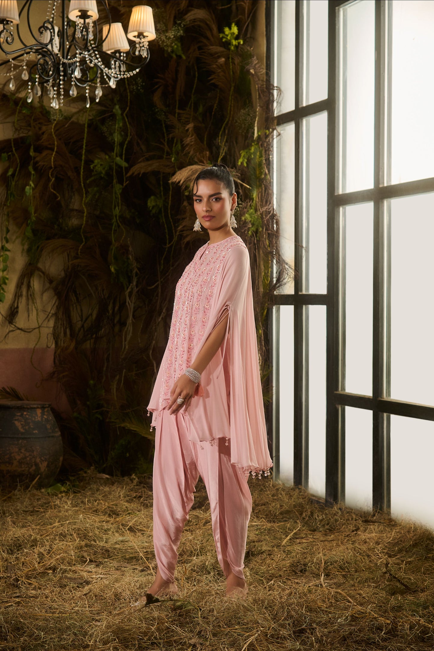 Pink dabka kurti