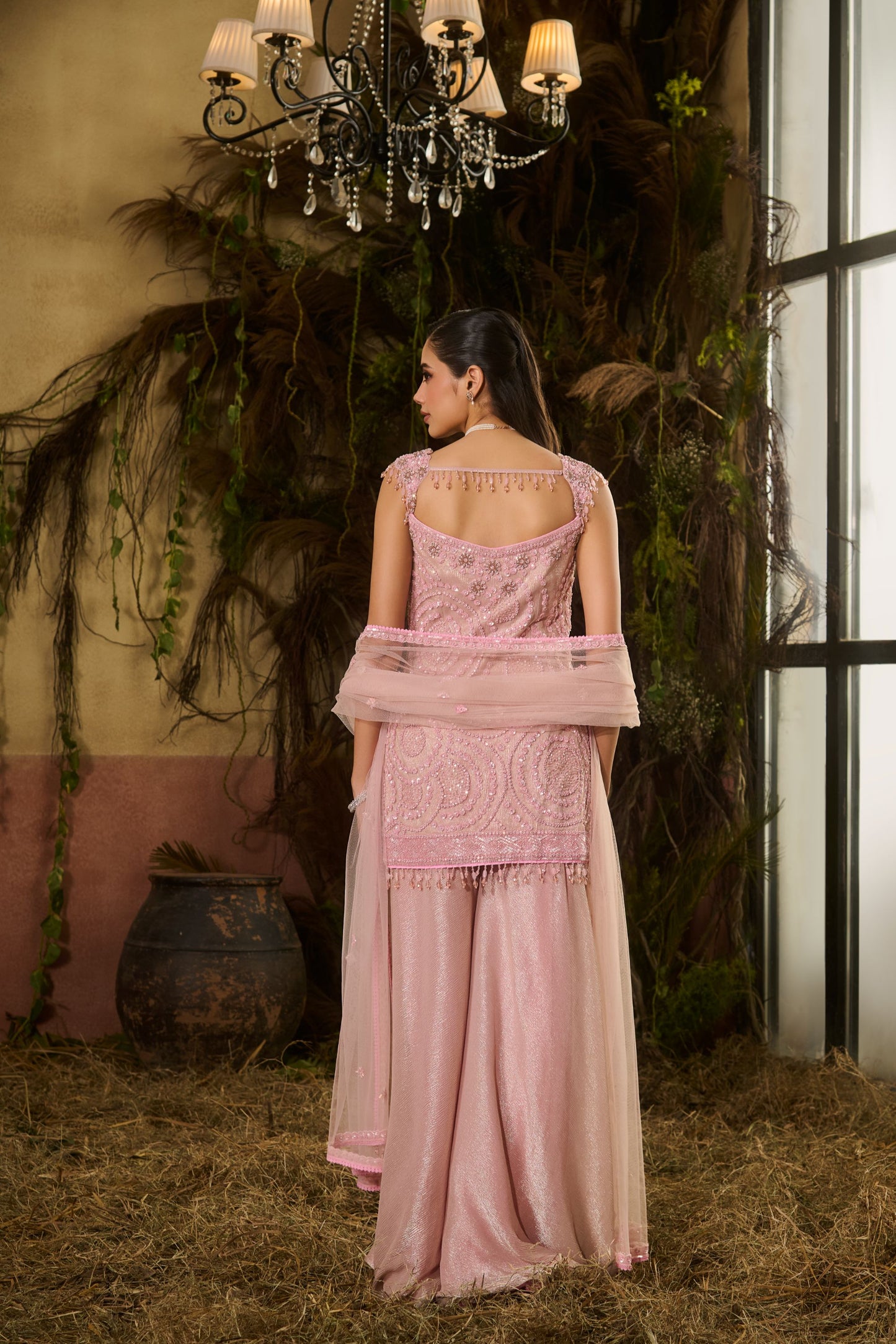 Metallic rose sharara